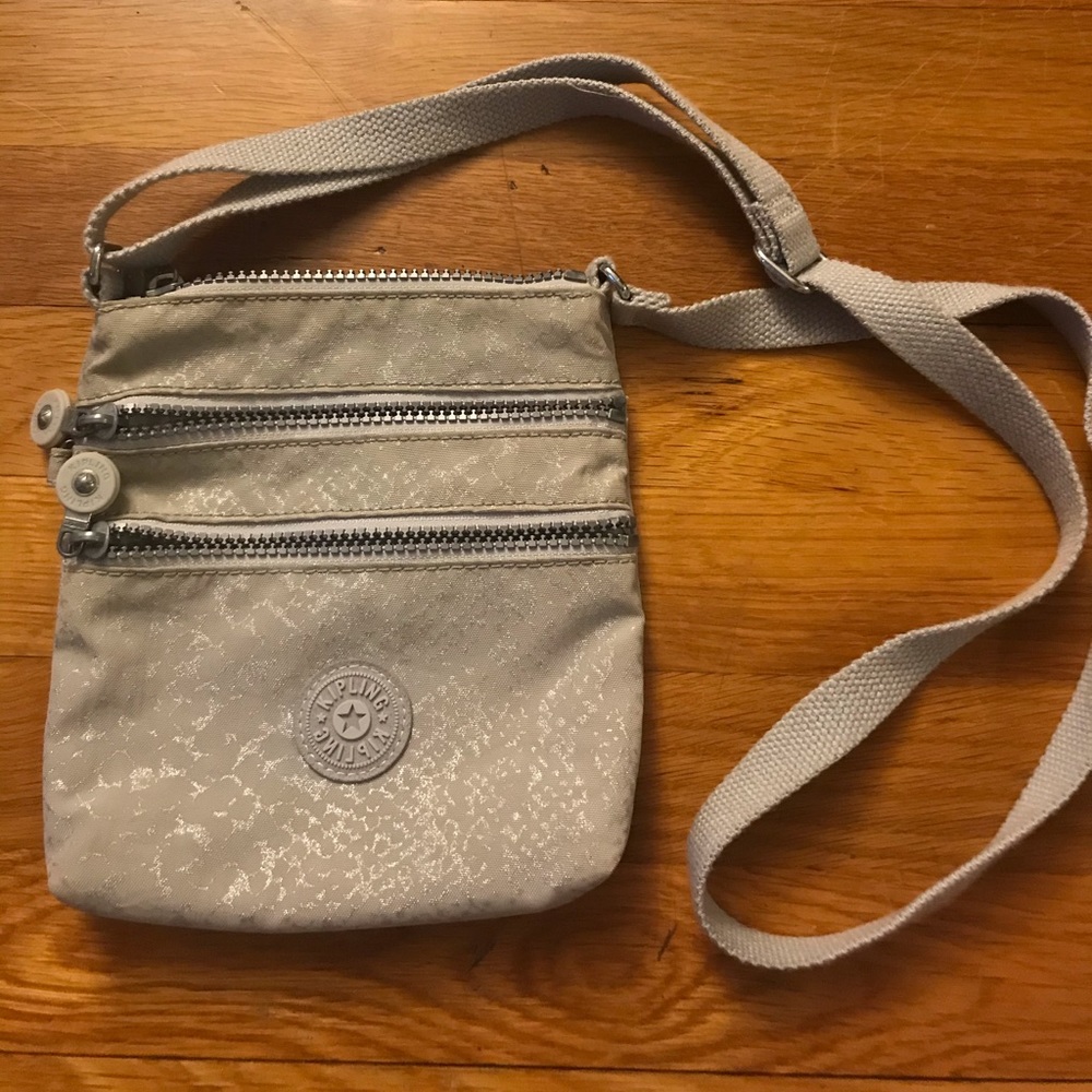 Kipling crossbody purse